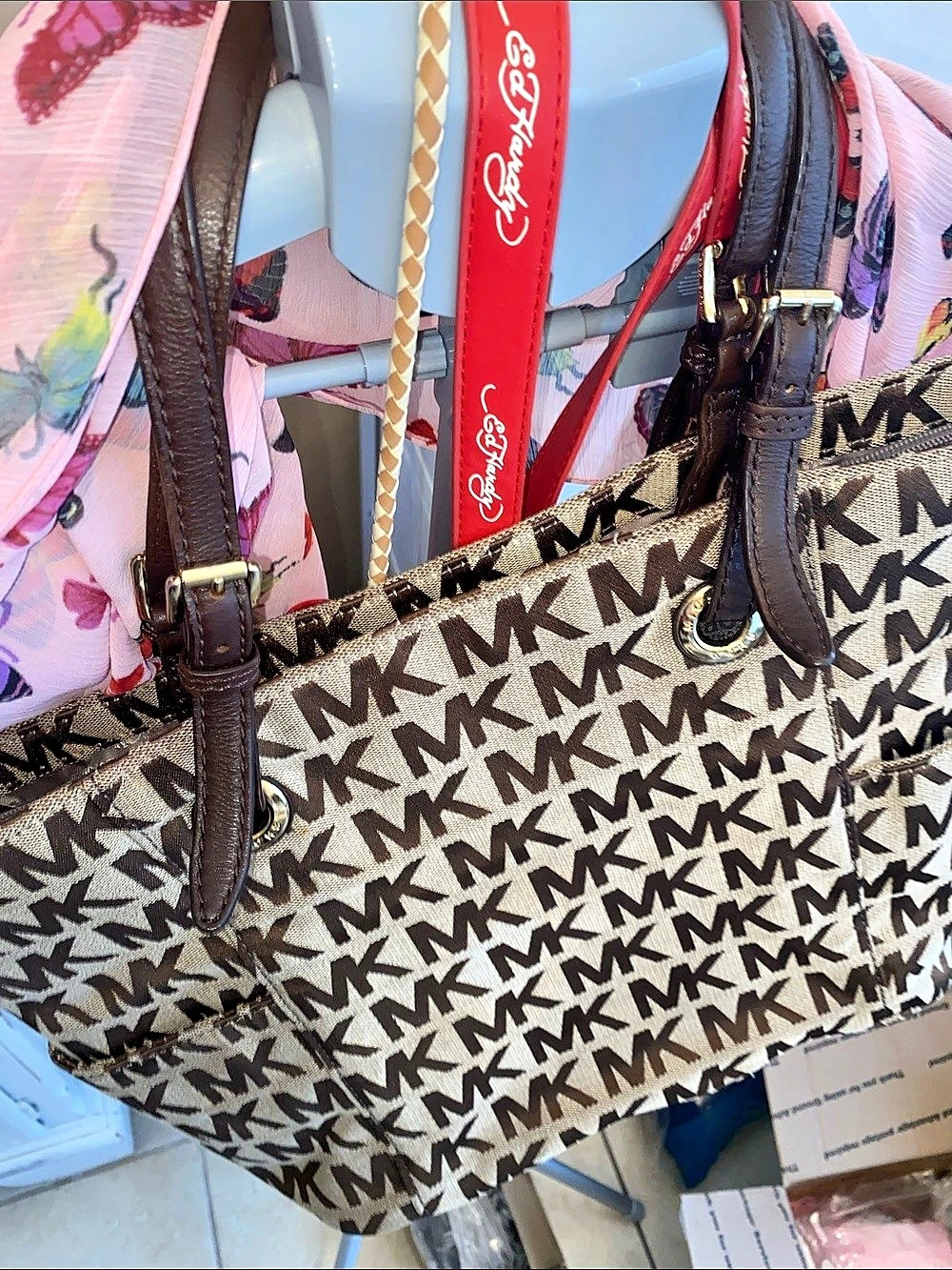 Michael Kors Jet Set Travel Large Logo Tote Bag Black & White